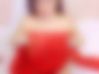 Kinky-redhead18 MILF webcam performer live streaming
