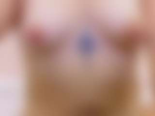 Kinky-redhead18's Live Sex Cam Show