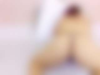 Kinky-redhead18's Live Sex Cam Show