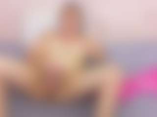Kinky-redhead18's Live Sex Cam Show