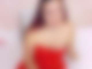 Kinky-redhead18 MILF webcam performer live streaming