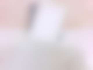 Kinky-redhead18 MILF webcam performer live streaming