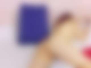 Live cam show with Kinky-redhead18 - Strip on TastyBlacksLive