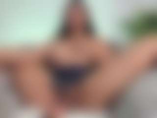 mialove229's Live Sex Cam Show