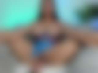 mialove229's Live Sex Cam Show