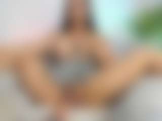 Live cam show with mialove229 - HD on crypto-cams