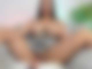 mialove229's Live Sex Cam Show
