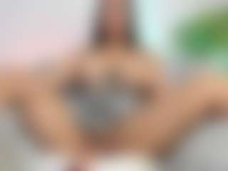 mialove229's Live Sex Cam Show