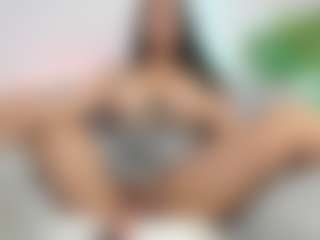 mialove229's Live Sex Cam Show