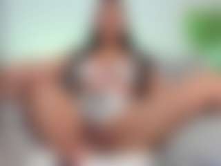 mialove229's Live Sex Cam Show