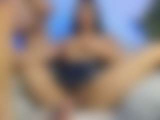 mialove229's Live Sex Cam Show