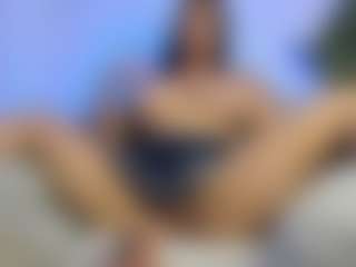 mialove229's Live Sex Cam Show