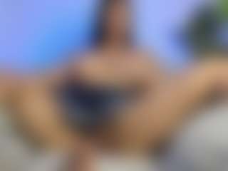 mialove229's Live Sex Cam Show