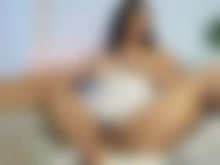 mialove229's Live Sex Cam Show