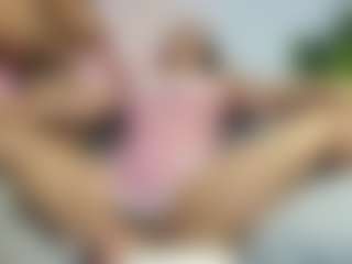 Live cam show with mialove229 - Petite on Camsoda
