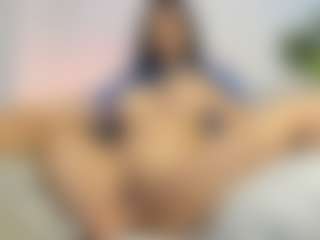 mialove229's Live Sex Cam Show