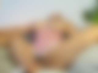 mialove229's Live Sex Cam Show