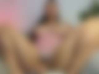 mialove229's Live Sex Cam Show