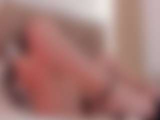 clarisse28's Live Sex Cam Show