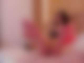 clarisse28's Live Sex Cam Show