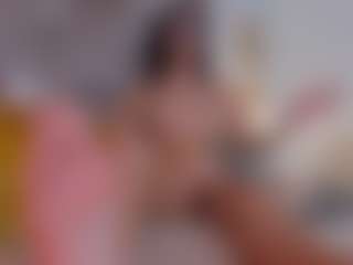 clarisse28's Live Sex Cam Show