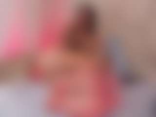 clarisse28's Live Sex Cam Show