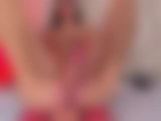 clarisse28's Live Sex Cam Show