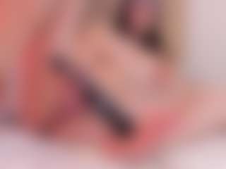 clarisse28's Live Sex Cam Show