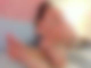 clarisse28's Live Sex Cam Show