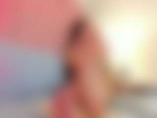clarisse28's Live Sex Cam Show