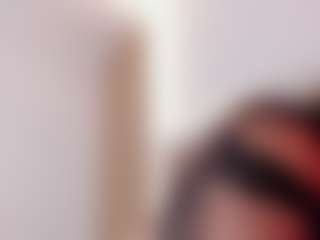 Live cam show with clarisse28 - Seduction on luckytryst.com