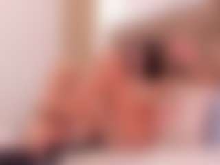 clarisse28's Live Sex Cam Show