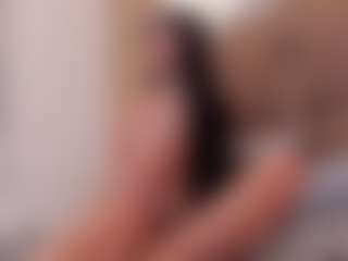 clarisse28's Live Sex Cam Show