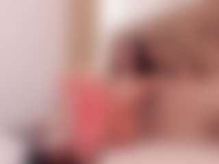Live cam show with clarisse28 - Foot Fetish on Camsoda