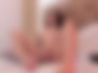 clarisse28's Live Sex Cam Show