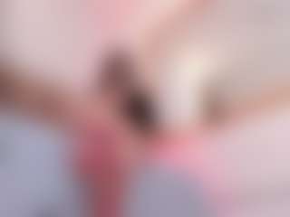 clarisse28's Live Sex Cam Show
