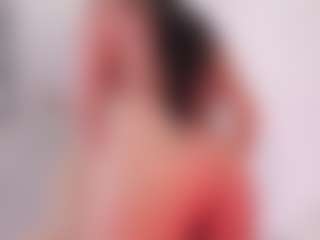 clarisse28's Live Sex Cam Show