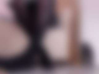 Live cam show with clarisse28 - Asshole on liverealitysex.com