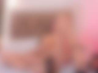 clarisse28's Live Sex Cam Show