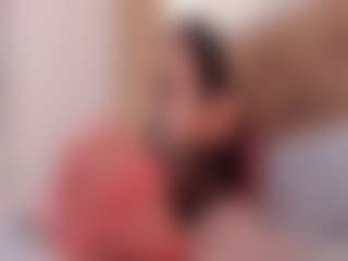 clarisse28's Live Sex Cam Show