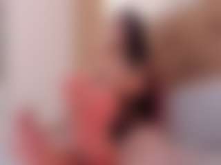 clarisse28's Live Sex Cam Show