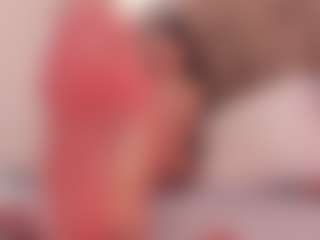 clarisse28's Live Sex Cam Show
