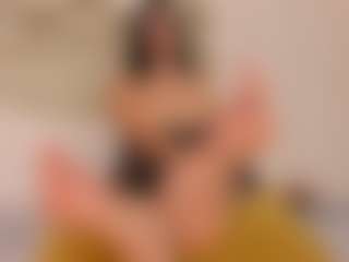 clarisse28's Live Sex Cam Show