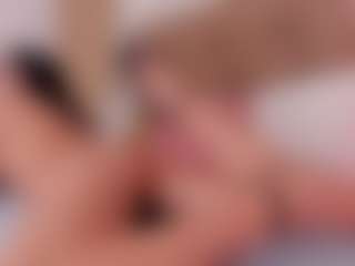 Live cam show with clarisse28 - Public on fuck-show.com