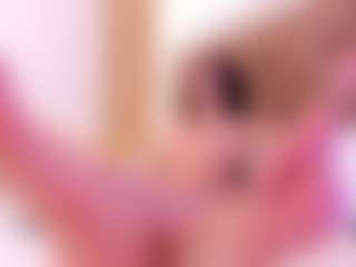 clarisse28's Live Sex Cam Show