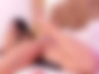 clarisse28's Live Sex Cam Show