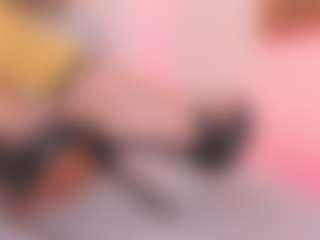 clarisse28's Live Sex Cam Show
