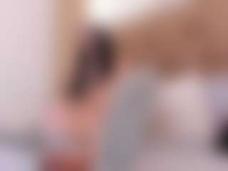 clarisse28's Live Sex Cam Show