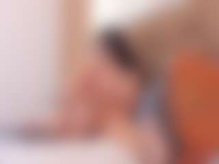 clarisse28's Live Sex Cam Show