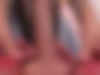 clarisse28's Live Sex Cam Show